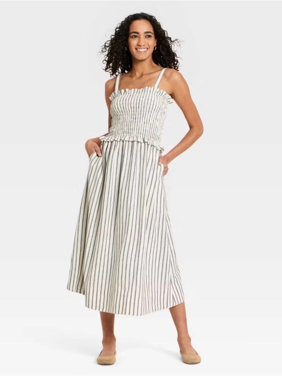 Universal Thread Dresses & Skirts - Universal Thread Smocked Striped Maxi Dress - Cream/Blue, EUC, Size Medium